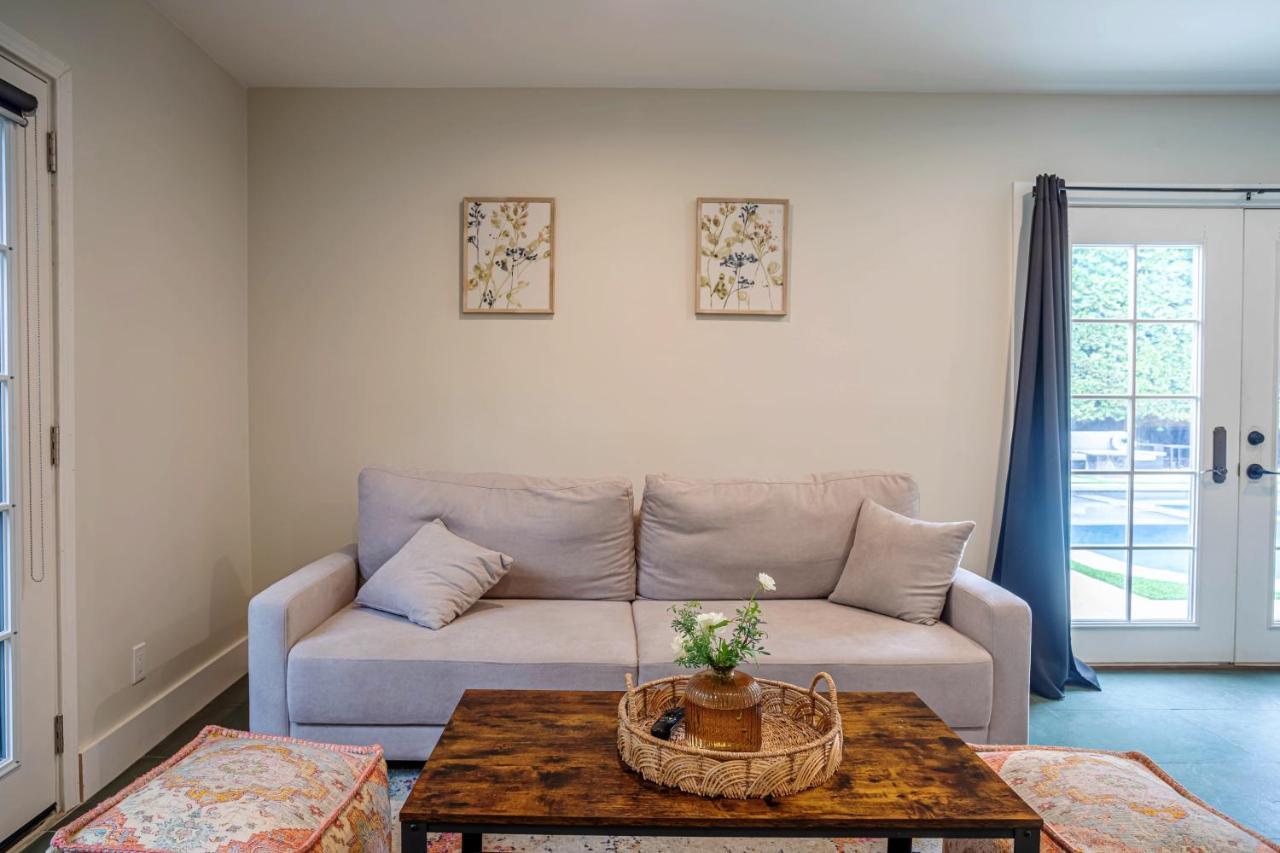 Serene 1 Bed Guest House With Patio Sleeps 6 لوس أنجلوس المظهر الخارجي الصورة